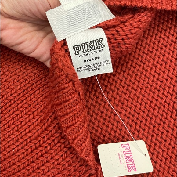 Last✨Pink Victoria’s Secret BOYFRIEND V-NECK SW… - Picture 3 of 7